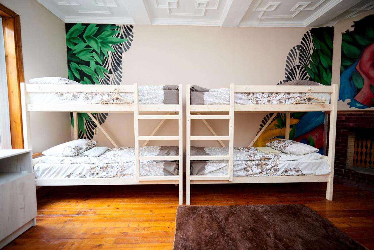 Wanderlust Hostel 阿拉木图 外观 照片